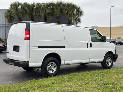 2021 Chevrolet Express 2500