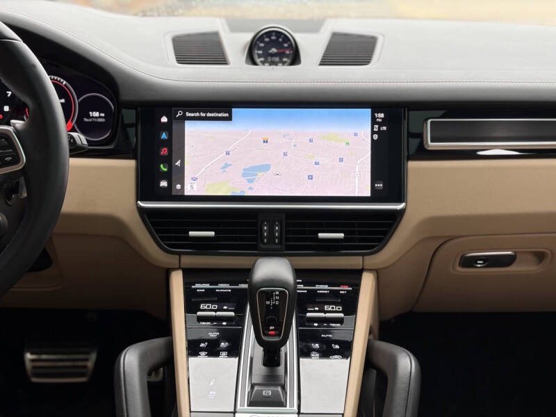 2022 Porsche Cayenne GTS