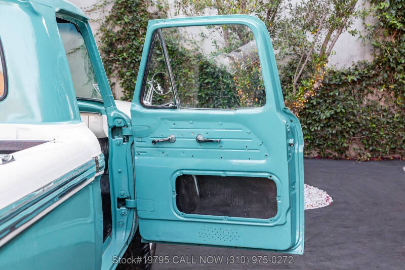1966 Ford F-250
