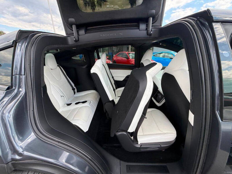 2022 Tesla Model X