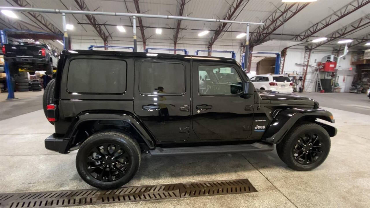 2021 Jeep Wrangler Unlimited for sale at Victoria Auto Sales in Victoria, MN