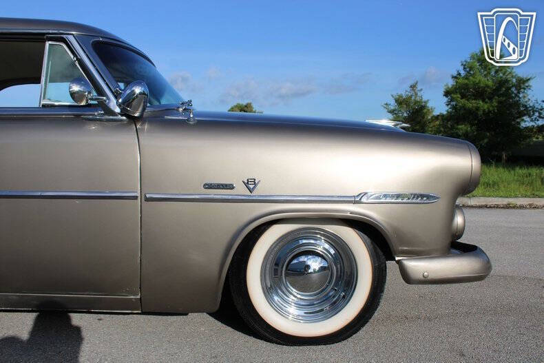1952 Ford Crestline