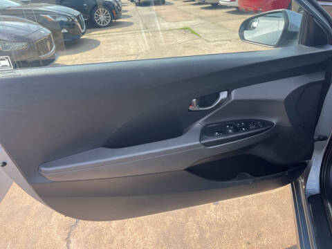 2019 Hyundai Veloster 2.0L