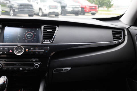 2016 Kia K900 Luxury V6