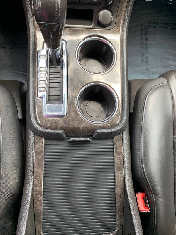 2011 GMC Acadia Denali