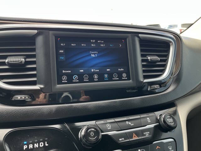 2018 Chrysler Pacifica LX