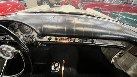 1957 Ford Thunderbird