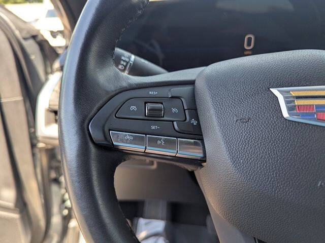 2024 Cadillac XT4 Premium Luxury