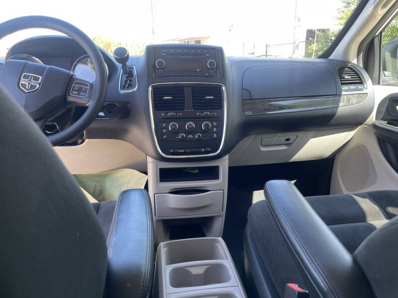 2015 Dodge Grand Caravan SE