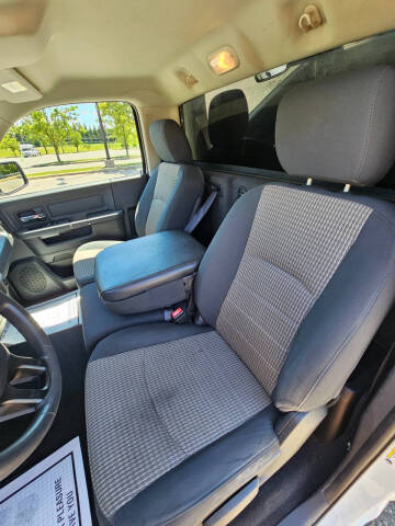 2012 RAM 1500 ST