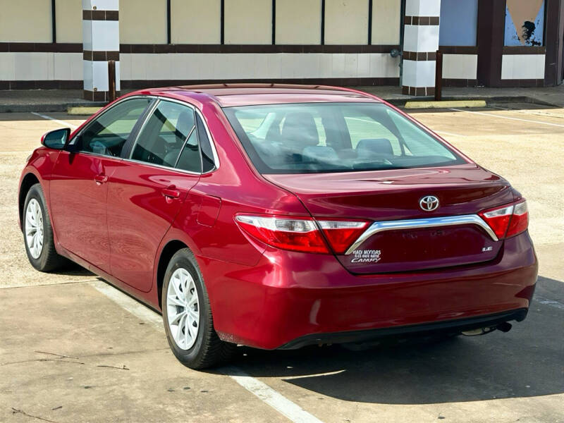 2017 Toyota Camry LE
