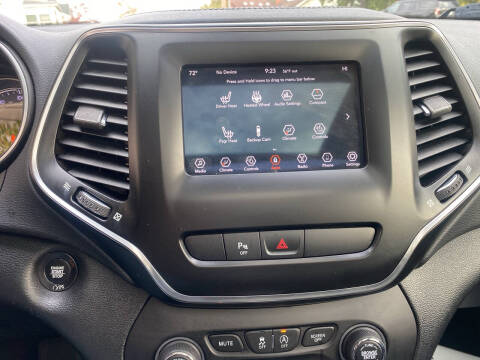 2019 Jeep Cherokee Latitude Plus