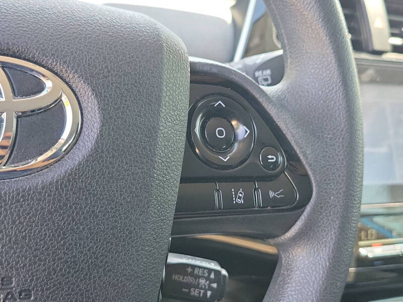 2022 Toyota Prius LE