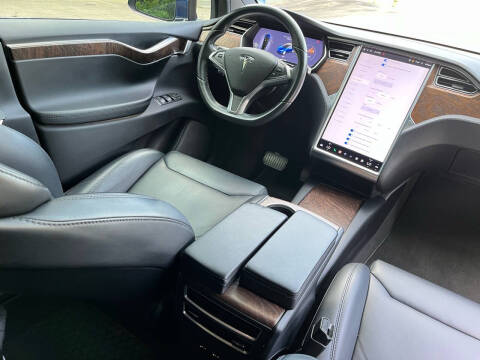2018 Tesla Model X 75D