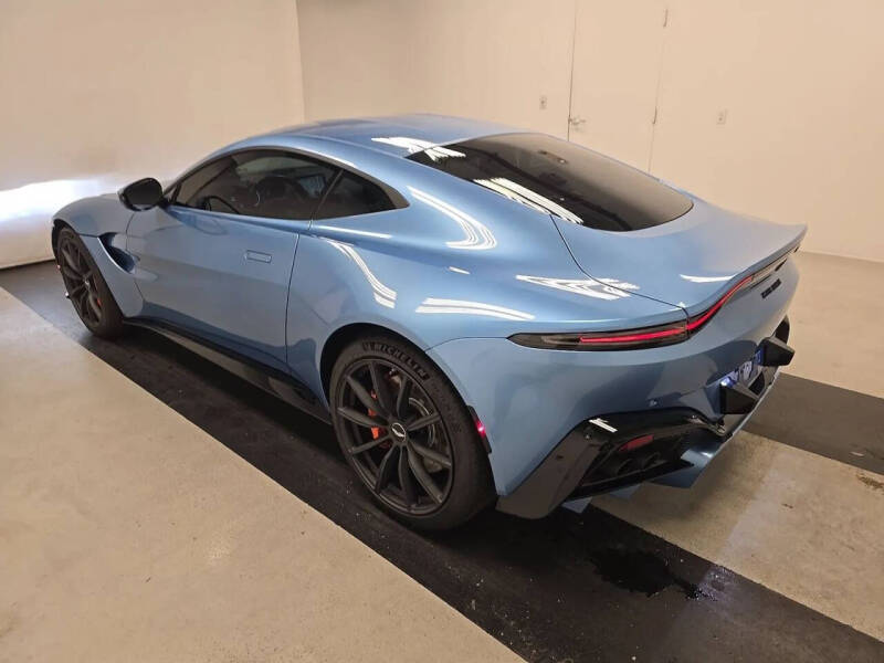 2020 Aston Martin Vantage