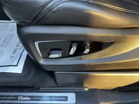 2016 Cadillac Escalade Luxury Collection