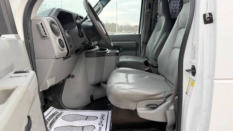 2011 Ford E-Series E-150