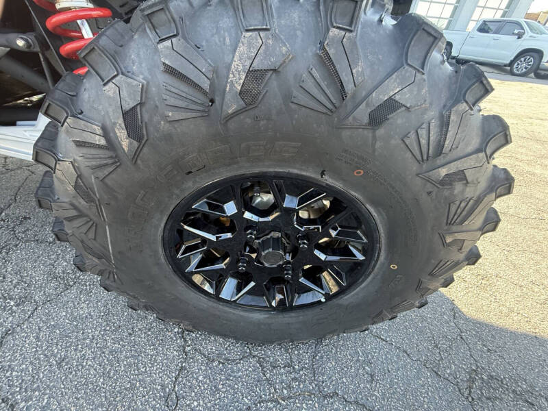 2025 Can-Am Maverick