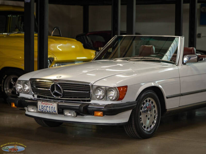 1987 Mercedes-Benz 560-Class 560 SL