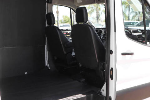 2025 Ford Transit 250