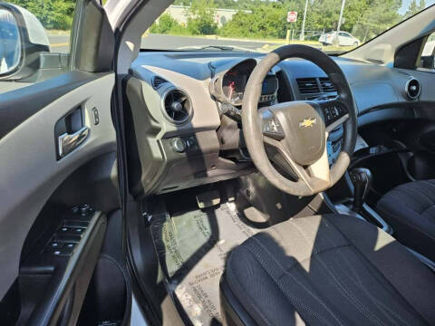 2016 Chevrolet Sonic LT Auto