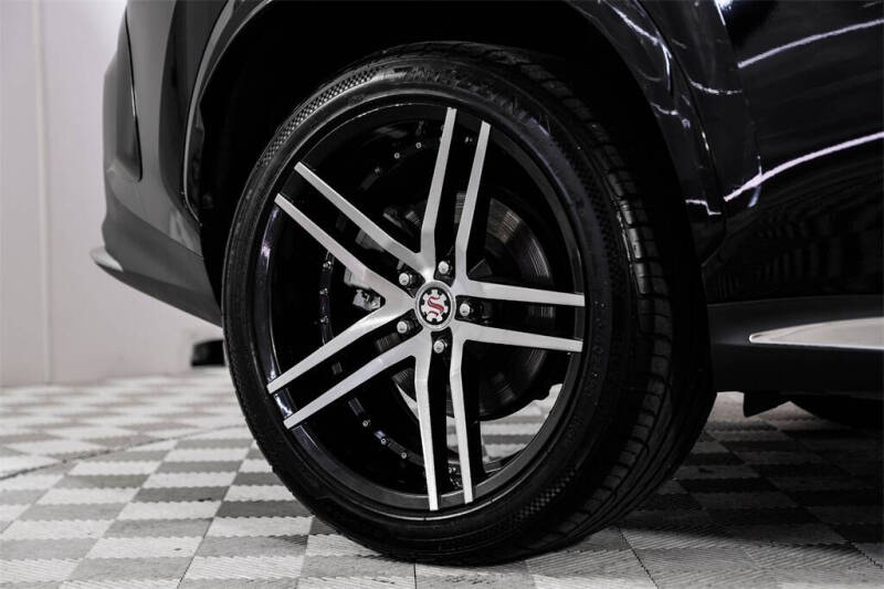 2022 Lexus NX 450h+ F SPORT Handling