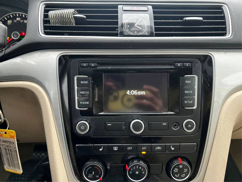 2013 Volkswagen Passat