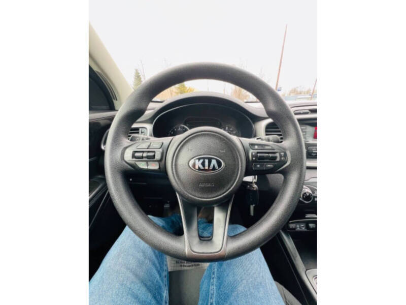 2016 Kia Sorento L