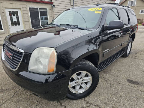 2012 GMC Yukon for sale at 1-800 Get A Car in Mount Clemens MI