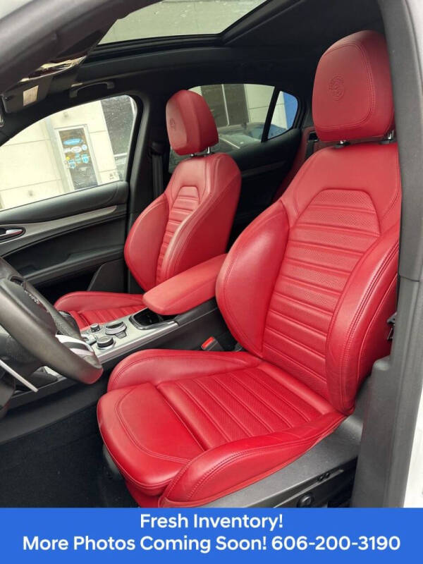 2024 Alfa Romeo Stelvio Veloce