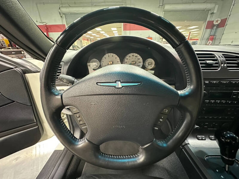 2003 Ford Thunderbird