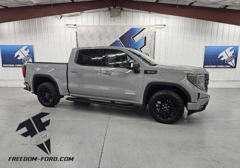 2024 GMC Sierra 1500 Elevation