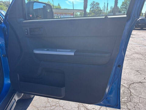 2011 Ford Escape XLT