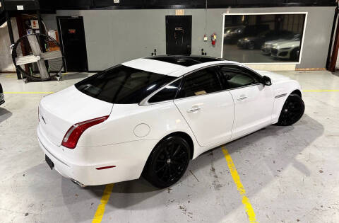 2012 Jaguar XJ