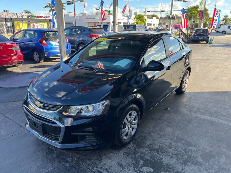 2019 Chevrolet Sonic LS photo 5