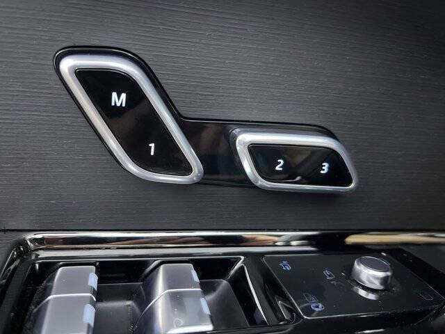 2023 Land Rover Range Rover Sport P360 SE