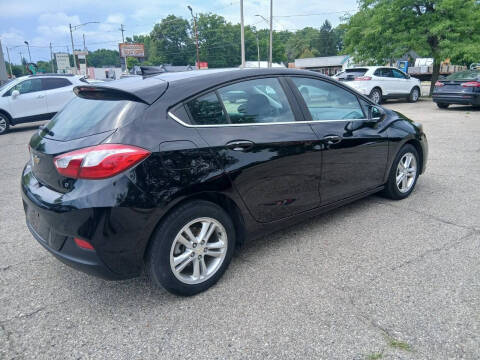 2018 Chevrolet Cruze LT Auto