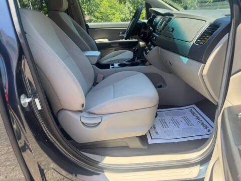 2015 Kia Sedona LX