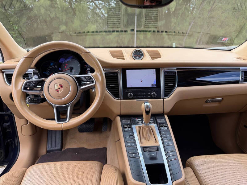 2017 Porsche Macan S
