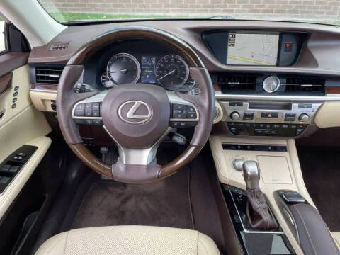 2017 Lexus ES 350
