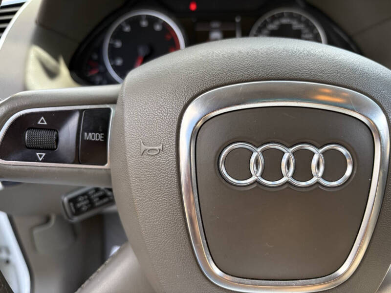 2012 Audi Q5 2.0T quattro Premium