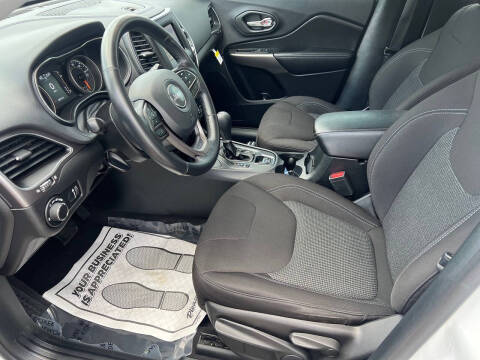 2020 Jeep Cherokee Latitude