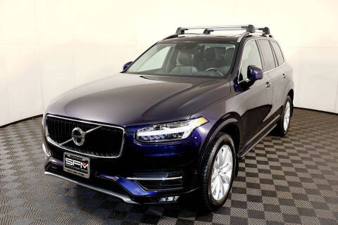 2017 Volvo XC90 T6 Momentum