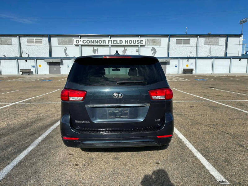 2017 Kia Sedona LX