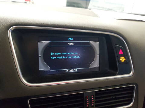 2012 Audi Q5 3.2 quattro Premium Plus