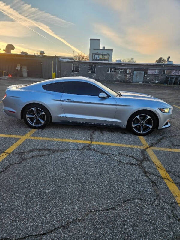 2015 Ford Mustang V6