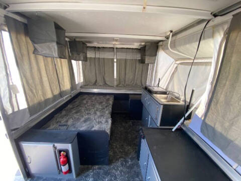 2005 Fleetwood RV E2
