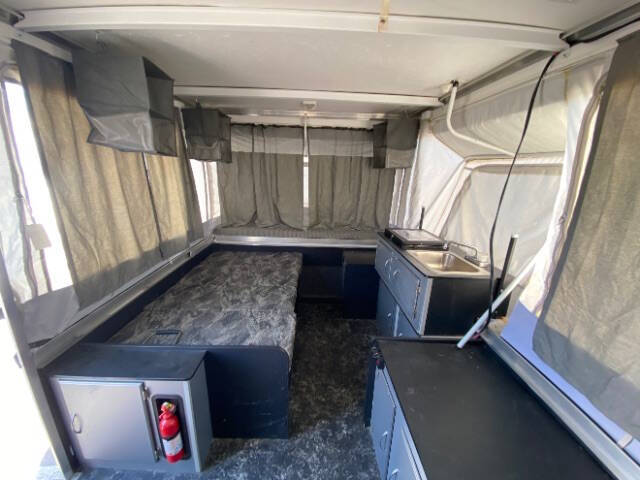 2005 Fleetwood RV E2