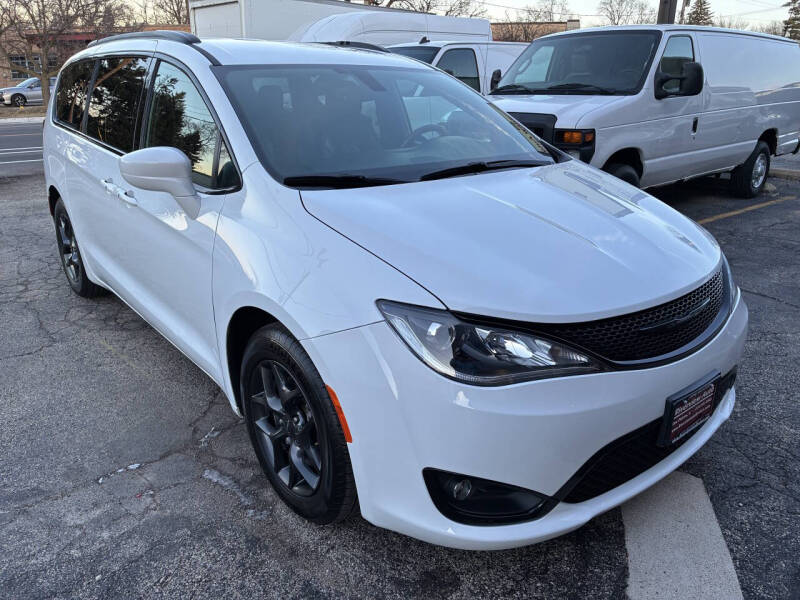 2018 Chrysler Pacifica Touring L Plus