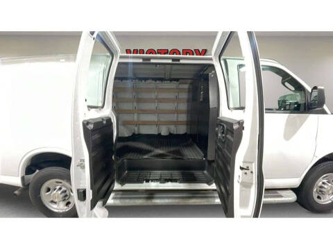 2024 Chevrolet Express 2500